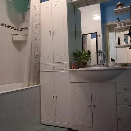 Apartment Periurbain De Paris Et Versailles