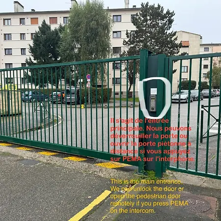 Apartment Periurbain De Paris Et Versailles Les Clayes-Sous-Bois